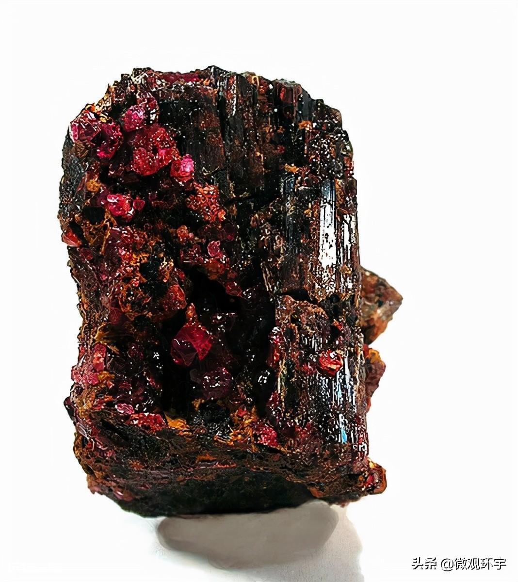 世界上最罕见的水晶(盘点难得一见的十大稀有名贵水晶)-图片8