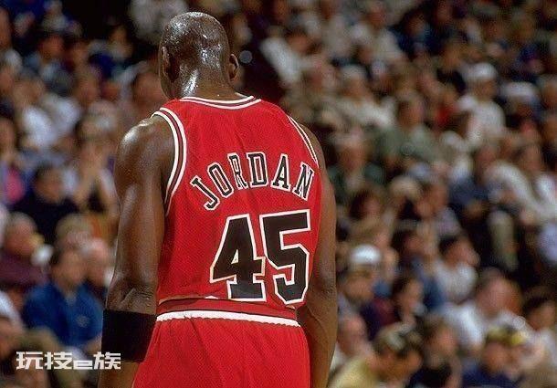 乔丹的球衣是几号(乔丹NBA生涯穿过的5个号码)-图片2