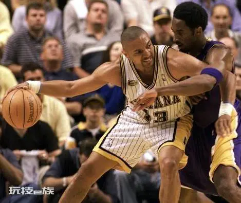 nba13号球衣是谁(NBA历史八大13号球星)-图片1