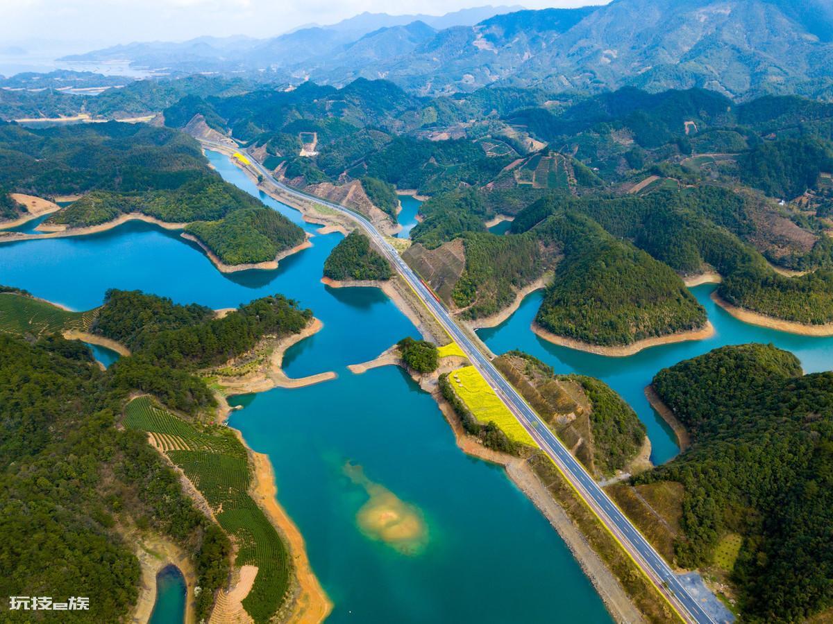 中国著名的十大湖泊景区（每一个都值得你亲临其境）-图片4
