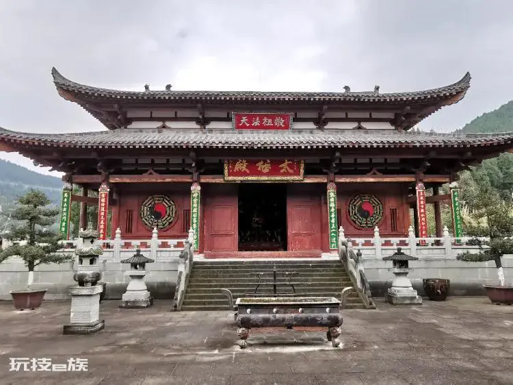 南充一日游必到景点(四川南充值得推荐的十大旅游景点)-图片1