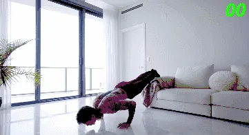 俯卧撑能练出胸肌吗(长期坚持俯卧撑训练会有哪些好处)-图片4