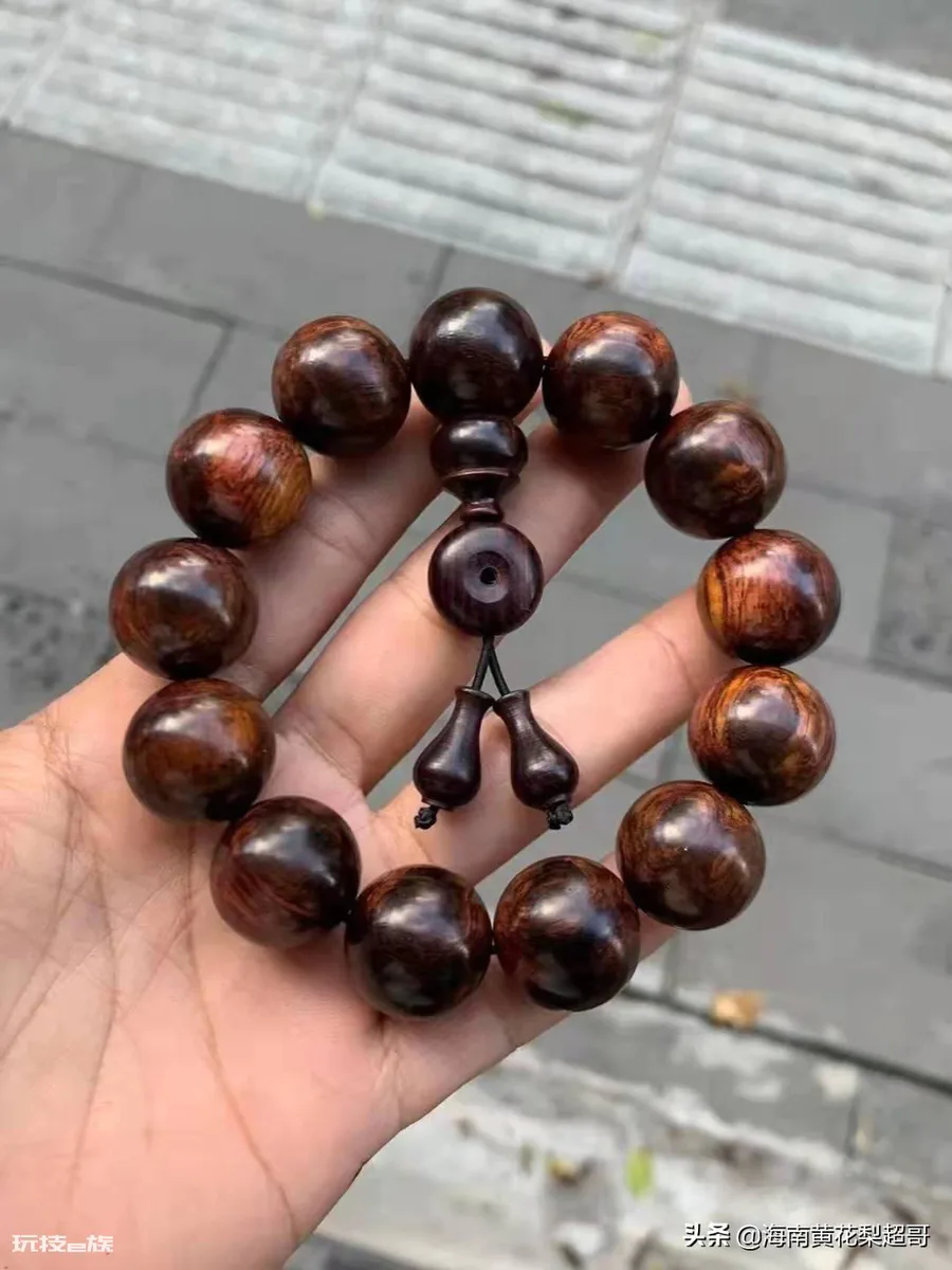 海黄糠梨和油梨哪个好(海南黄花油梨和糠梨的区别)-图片3