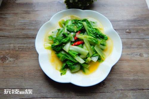 家庭炒菜一般用白醋还是陈醋好吃(炒菜经常放陈醋好吗)-图片1