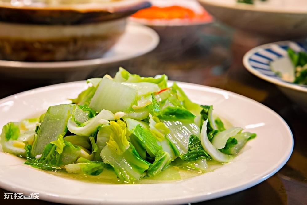 家庭炒菜一般用白醋还是陈醋好吃(炒菜经常放陈醋好吗)-图片2