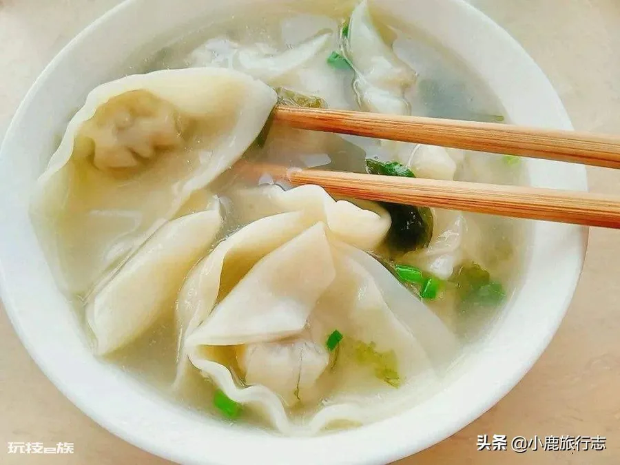 龙抄手是源于哪个省的著名小吃(四川特色龙抄手就是馄饨)-图片2