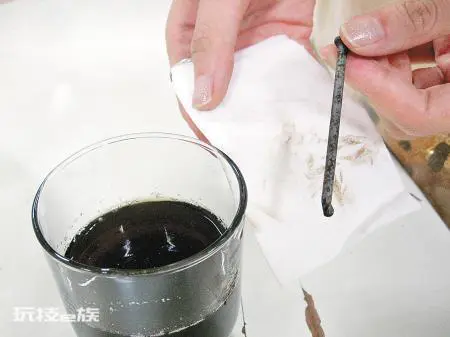 螺丝锈了拧不下来有何办法(生锈螺丝怎样快速卸下来窍门)-图片1
