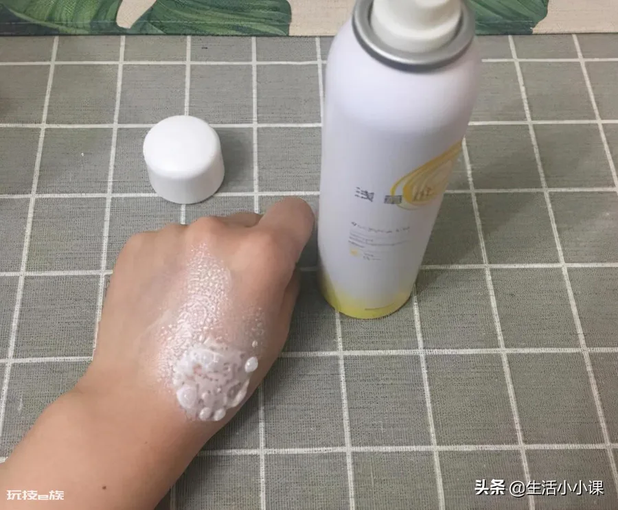 按压式防晒喷雾喷不出来怎么办(防晒喷雾使用注意事项)-图片3