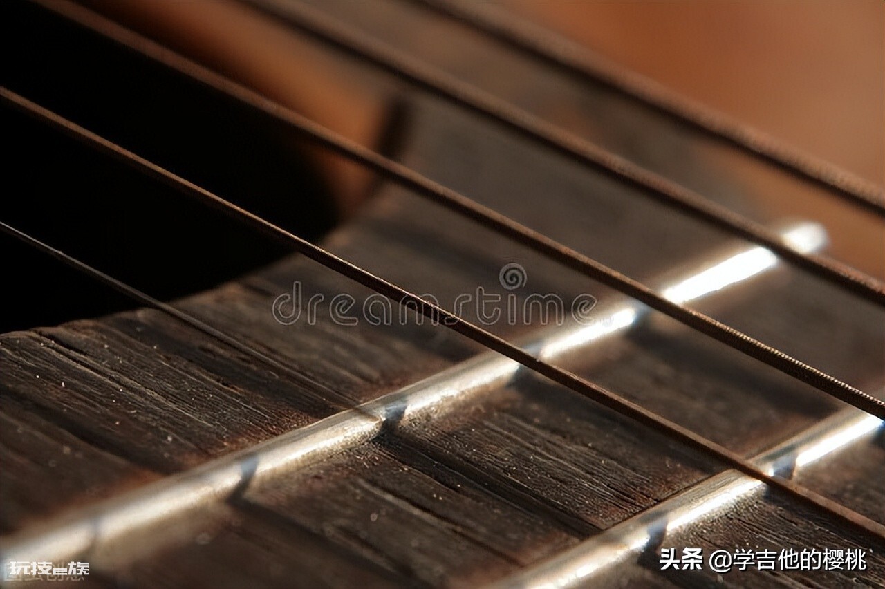 初学者吉他怎么调音求图解(新手吉他入门调音教程)-图片6