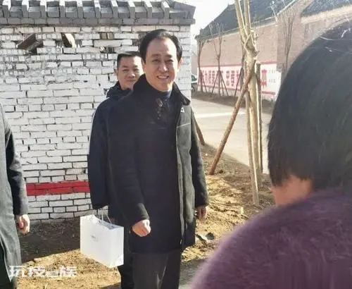 恒大老板许家印简介(前中国首富许家印的传奇人生介绍)-图片11