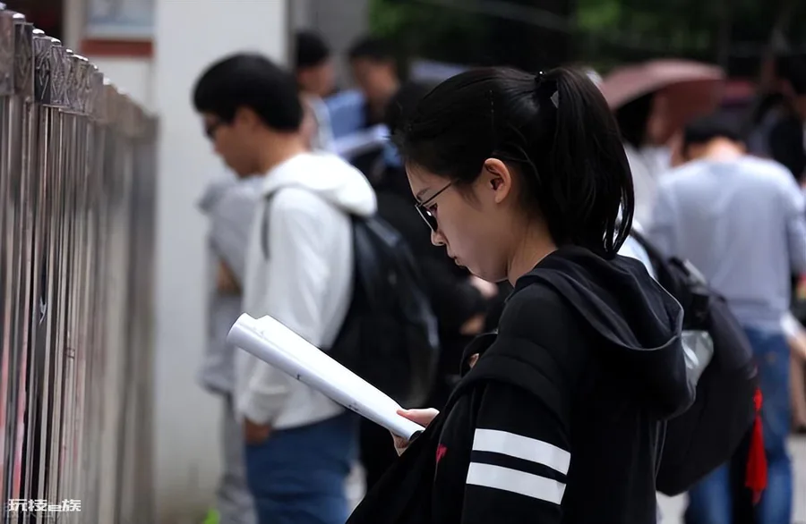 大专可以报考公务员吗(国家公务员要求的最低学历是什么)-图片4