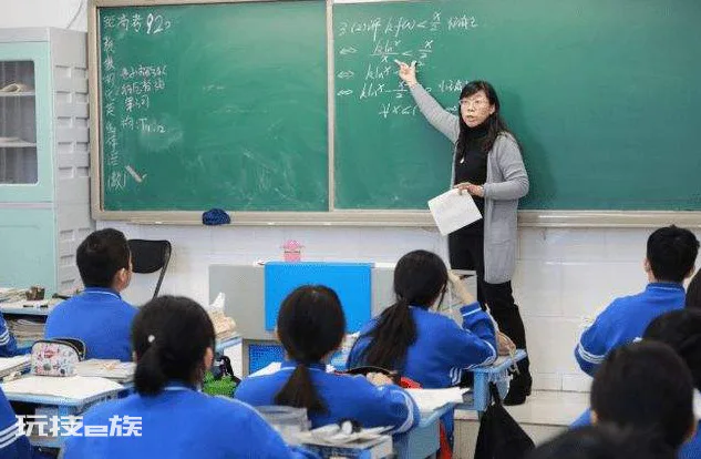教师一个月多少钱工资(在编教师的工资待遇如何)-图片3