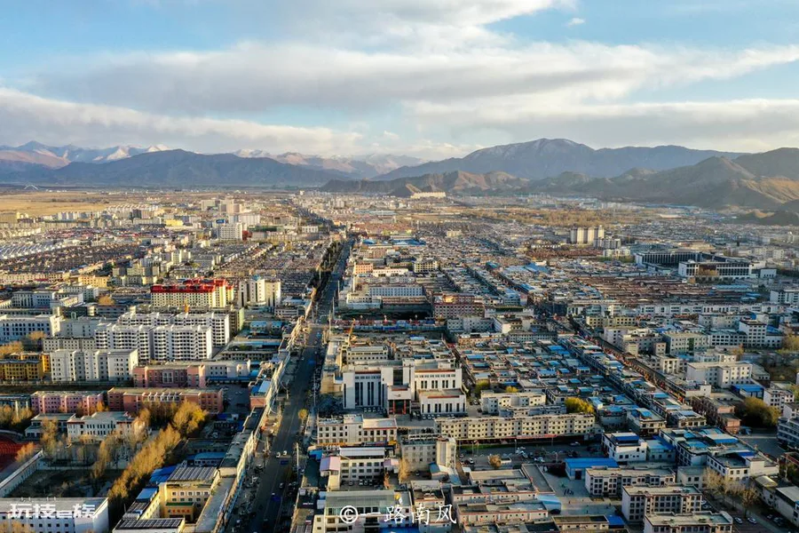 珠穆朗玛峰在哪里个城市(位于我国边境的日喀则市)-图片2