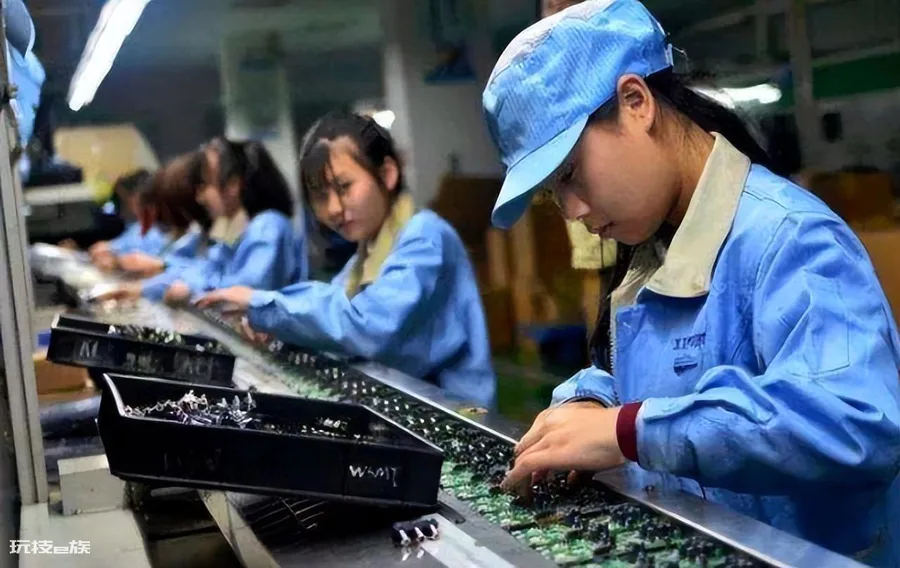 年轻人进厂打工就废了真的吗(过来人道出背后的4大原因)-图片4