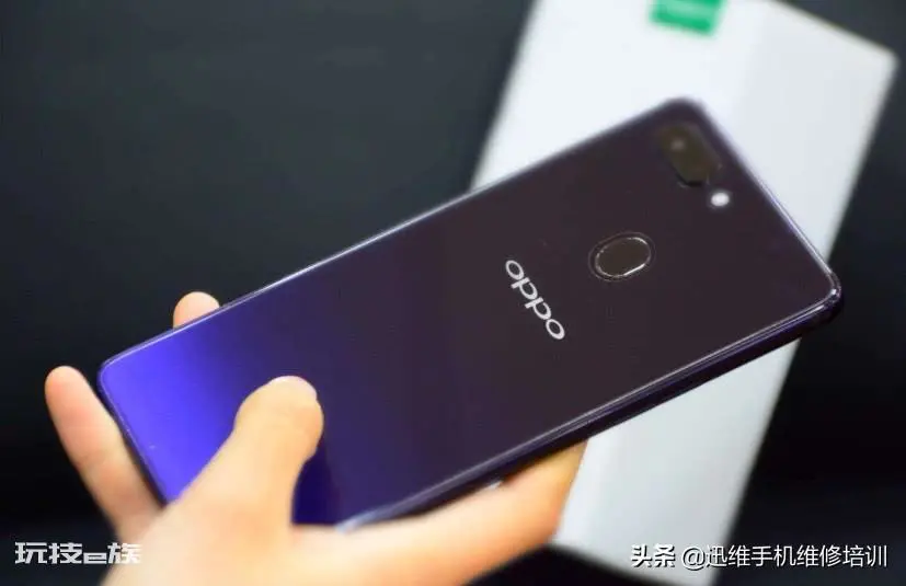oppo手机突然频繁自动开关机(手机反复重启不进系统)-图片1