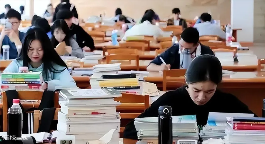 二本法学生考研推荐院校(法学考研最容易考上岸的学校)-图片4