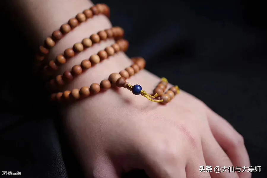 手串什么木材质的好(什么材质的木头做手串最好)-图片8