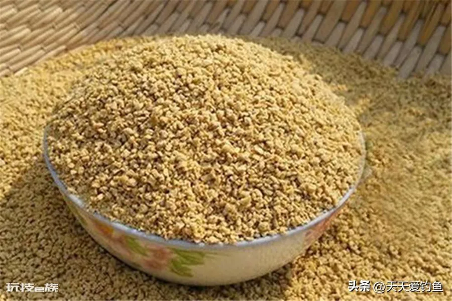 什么饵料钓鲤鱼最好(野钓鲤鱼这3种味型效果绝佳)-图片6