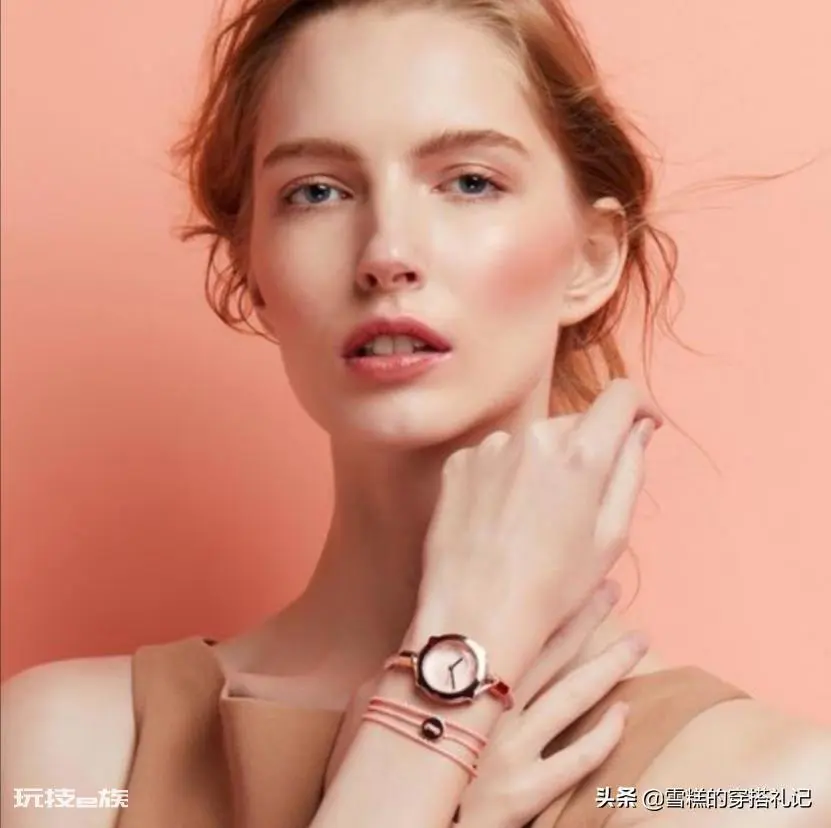 女式手表戴哪个手比较好(女人戴手表戴左手还是右手)-图片4