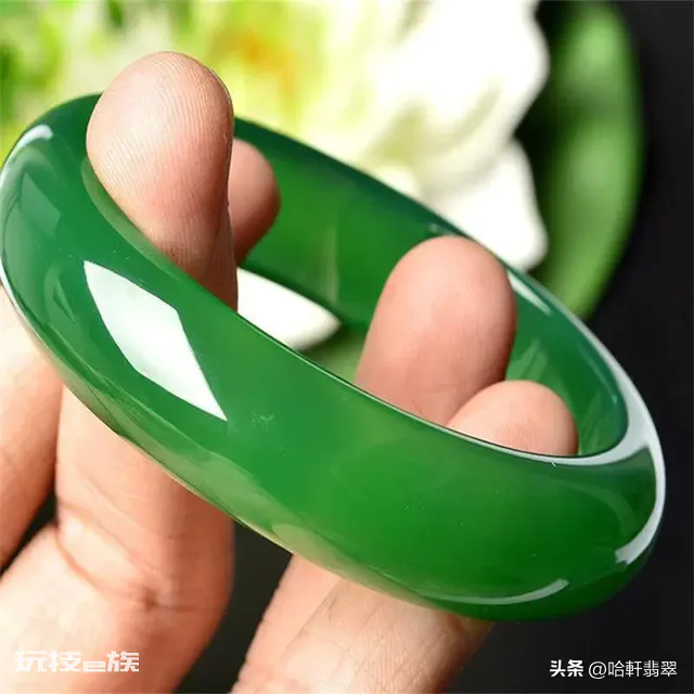 什么叫玉髓跟玉有啥区别(为何玉髓跟翡翠如此相似)-图片7
