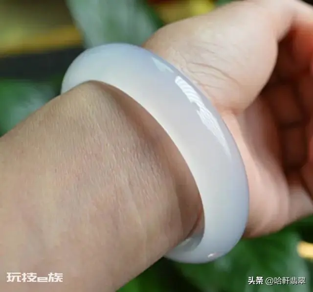 什么叫玉髓跟玉有啥区别(为何玉髓跟翡翠如此相似)-图片10