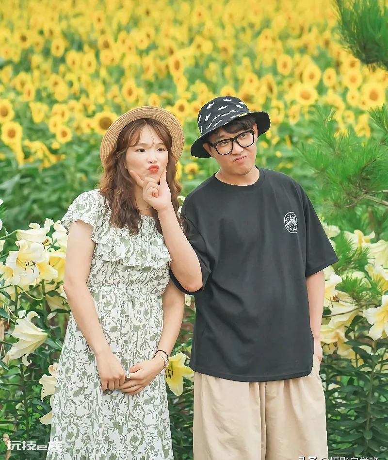 情侣拍照姿势怎么摆手势(情侣夫妻拍出好看照片摆姿案例)-图片9