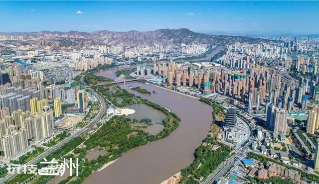 甘肃有多大面积(45.44万平方公里甘肃地图像一只哑铃)-图片5
