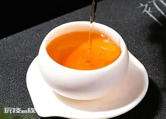 红茶和绿茶的区别功效作用(哪个冲泡喝了对身体更好)-图片1