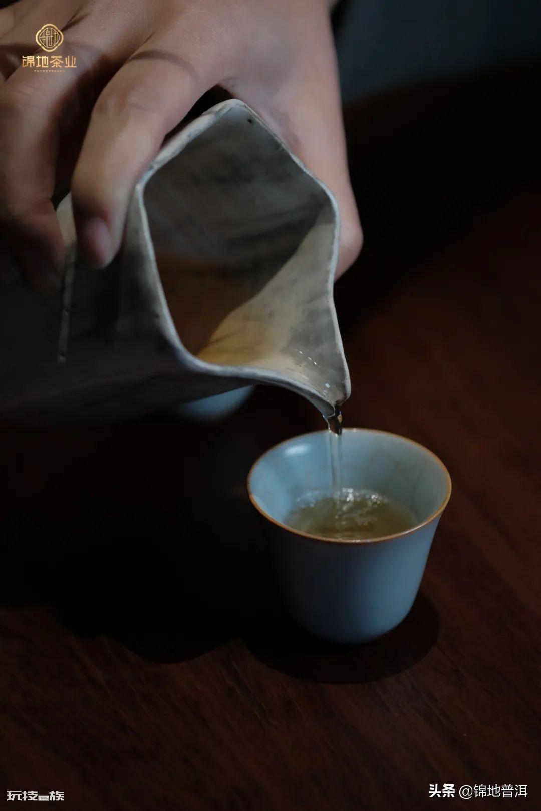 过夜茶叶茶第二天是否能喝(过夜的茶叶还能继续泡水喝吗)-图片1