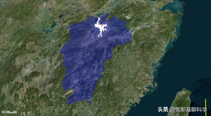 中国十大湖泊排名(我国湖泊面积十大排行盘点)-图片11