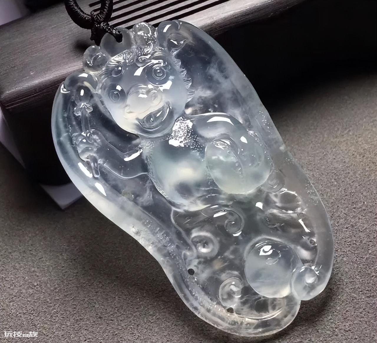 超高冰种翡翠是什么意思(超高冰种和冰种翡翠有何区别)-图片3